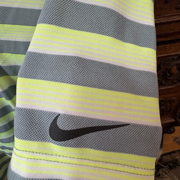 NIKE GOLF - tour performance | Men's Polo | Size L - Picture 6 of 7